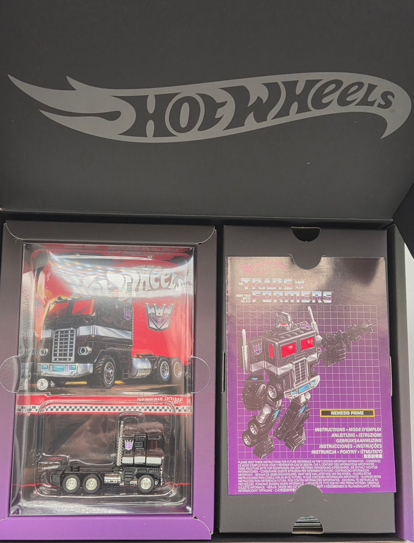 Hot Wheels RLC Nemesis Prime